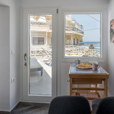 Ferienwohnung Chic, Downtown, Penthouse W Sundeck And Seaview Iraklio Exterior foto