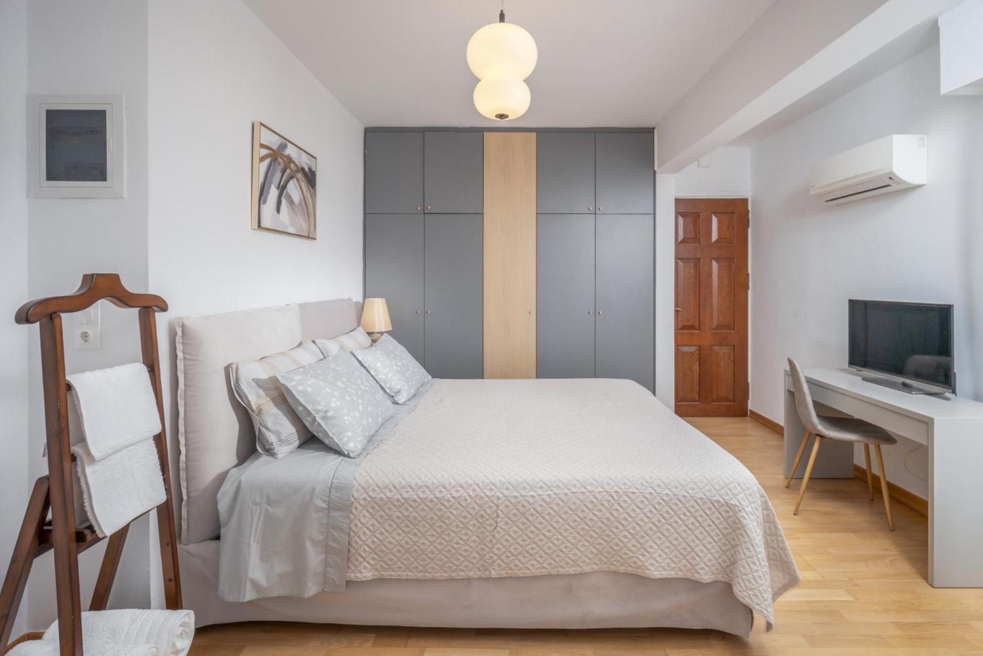 Ferienwohnung Chic, Downtown, Penthouse W Sundeck And Seaview Iraklio Exterior foto